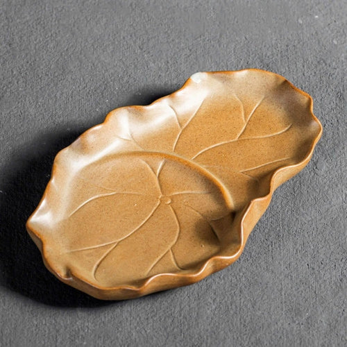 Ceramic Brazilian Wood Leaf Pot